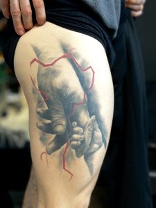 Zahojené Realistické tetovanie na stehne – Infernno Tattoo Pezinok – Lukáš Pullmann