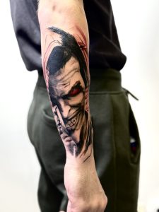 Realistické tetovanie na zadnej strane ruky – Infernno Tattoo Pezinok – Lukáš Pullmann