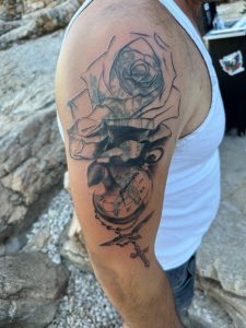 Oprava a prekrytie starého tetovania (Cover-up) – Infernno Tattoo Pezinok Tetovanie pri mori – Infernno on the Road Chorvátsko (Pakoštane) – Lukáš Pullmann